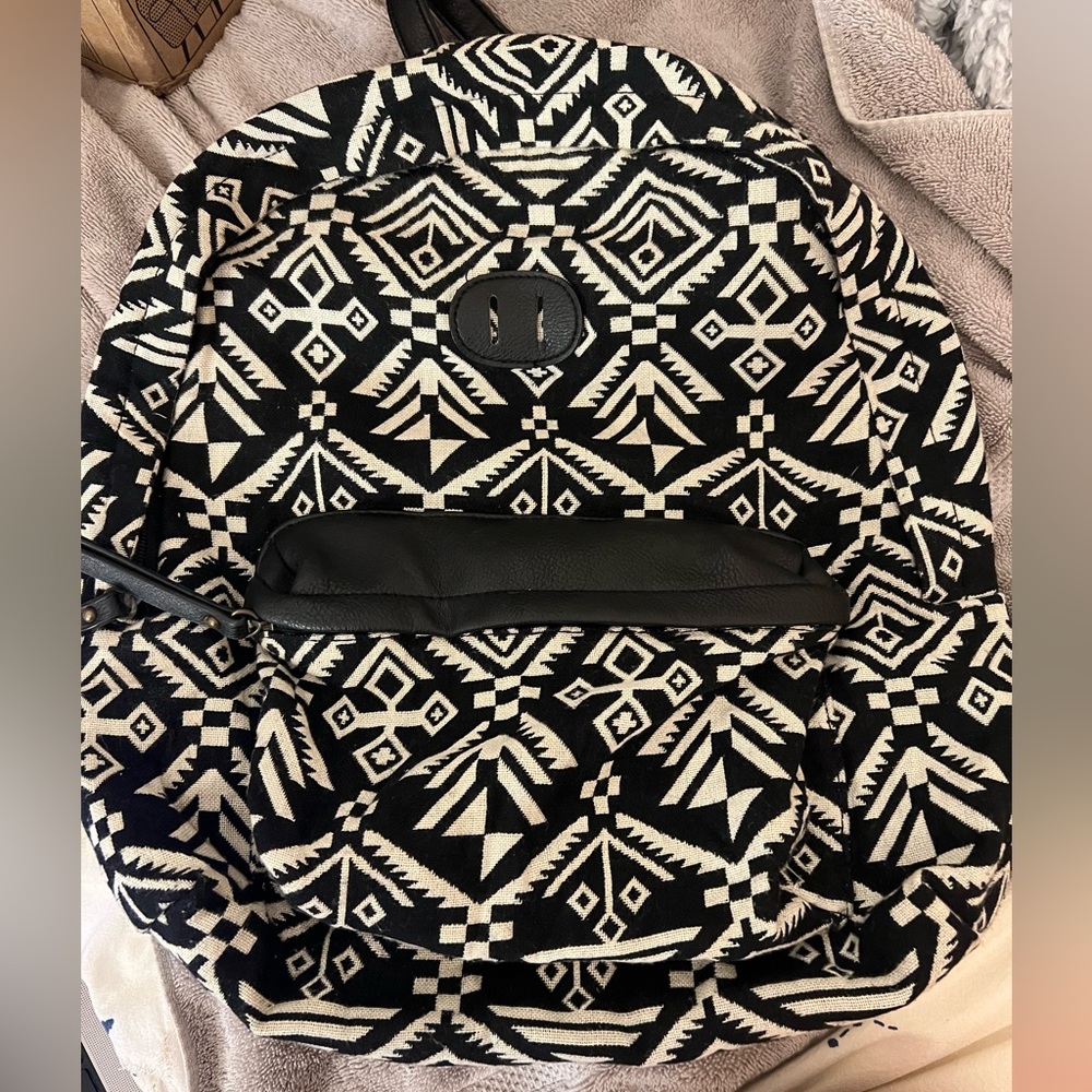 LAST CALL!! Steve Madden Large Tribal Canvas Backpack
